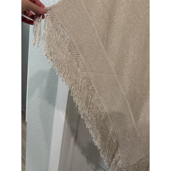 White House Black Market Shimmer Fringe Poncho Size Medium - Picture 3 of 12